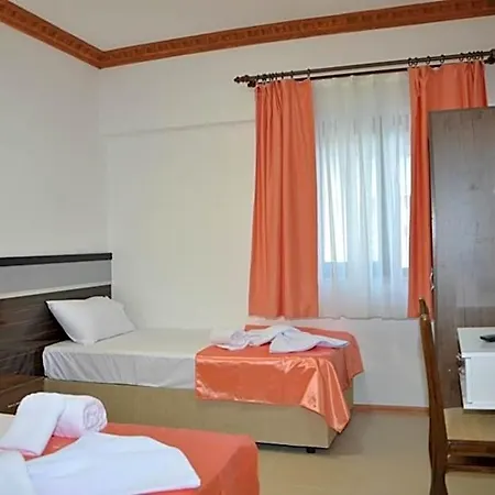 Oeren Konak Otel 3*